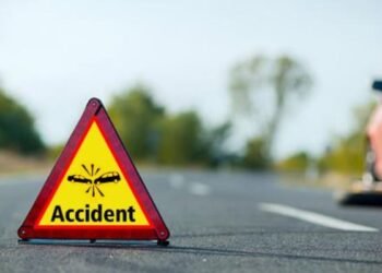 Dhanbad News: शादी से लौटते वक्त भयंकर हादसा, कार-ऑटो टक्कर में महिला और मासूम की मौत