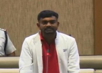 Jharkhand News: बिल हम भरें और ट्रांसफार्मर भी खुद बदलें? सदन में गरजे जयराम