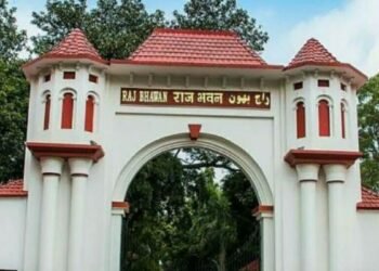 Jharkhand News: आपकी नौकरी खतरे में है! राज्यपाल ने विश्वविद्यालयों में संविदा नियुक्तियों पर लगाया रोक, 3 साल की नियुक्तियों की होगी जाँच