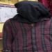 रांची की गलियों में चुटकियों में फोन उड़ाने वाला चढ़ा पुलिस के हत्थे