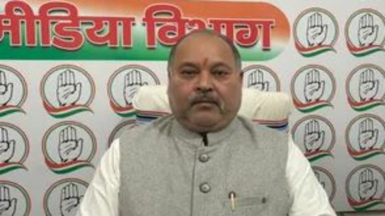‘बेटी बचाओ’ सिर्फ नारों तक सीमित, जमुई मामले पर कांग्रेस ने सीएम से इस्तीफे मांगा