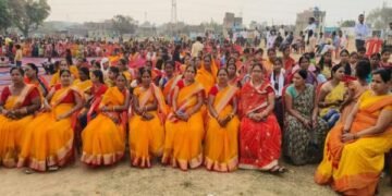 Jharkhand News: चटकपुर में उमड़ा श्रद्धा का सैलाब: विराट हिंदू सम्मेलन में गूंजा सामाजिक समरसता का मंत्र