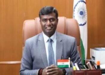 Ranchi News: निजी स्कूलों की फीस बढ़ोतरी पर एक्शन मोड में प्रशासन! डीसी मंजूनाथ भजन्त्री ने 13 अप्रैल को बुलाई बड़ी बैठक