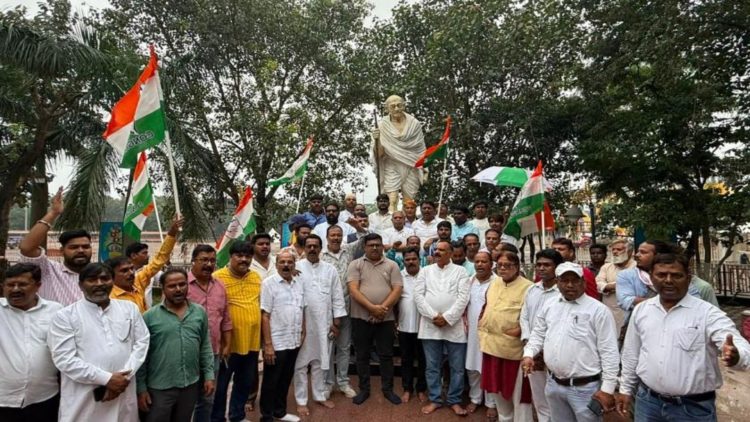 हल्द्वानी की कथित ‘शुद्धिकरण’ घटना के विरोध में रांची में कांग्रेस का सत्याग्रह 1 हल्द्वानी की कथित ‘शुद्धिकरण’ घटना के विरोध में रांची में कांग्रेस का सत्याग्रह