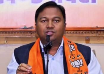 Jharkhand Politics: सम्मान या सिर्फ पहचान? दावोस के ‘व्हाइट बैज’ पर बीजेपी ने उठाए सवाल