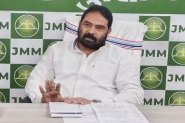 Jharkhand Politics: भाजपा काल में शुरू हुआ ट्रेजरी घोटाला, हेमंत सोरेन बेनकाब करेंगे असली चेहरा-जेएमएम का पलटवार