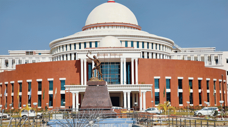 Breaking News: JSSC CGL रद्द मामले में हाईकोर्ट का स्टे, अभ्यर्थियों को मिली बड़ी राहत 1 Jharkhand High Court का बड़ा फैसला