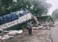 कोडरमा घाटी में बड़ा हादसा टला, कुरकुरे लदे वाहन का हाईवा से जोरदार टक्कर