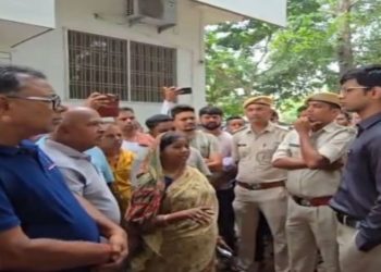 दुमका में विवेक राउत के घर छापेमारी, 25 सदस्यीय टीम ने घर को घेरकर की तलाशी