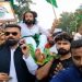 JSSC-JPSC Protest: 9 दिनों से अनशन, फिर भी एंबुलेंस से कंधे पर आंदोलन में शामिल हुए देवेन्द्र नाथ महतो