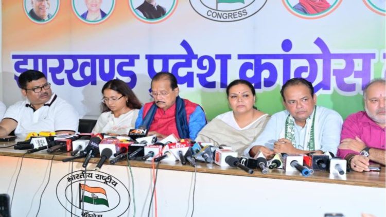 सरकार बातचीत के पक्ष में, भाजपा माहौल बिगाड़ने का काम कर रही-छात्र आंदोलन के आरोपों के बीच कांग्रेस का पलटवार 1 सरकार बातचीत के पक्ष में, भाजपा माहौल बिगाड़ने का काम कर रही-छात्र आंदोलन के आरोपों के बीच कांग्रेस का पलटवार