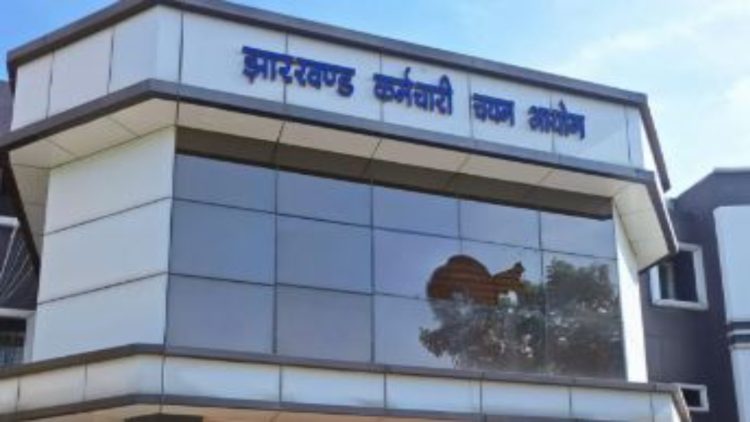 Big Breaking: JSSC कार्यालय में CID की छापेमारी, सचिव सुधीर गुप्ता से पूछताछ जारी