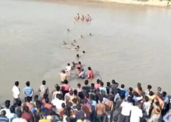 Giridih News: होली की खुशियां मातम में बदली-त्रिवेणी संगम में डूबने से दो किशोरों की मौत