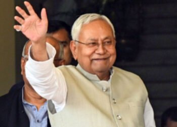 मुख्यमंत्री नीतीश कुमार के सुरक्षा व्यवस्था में चूक, बाल-बाल बचें सीएम