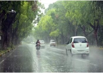 Weather wreaks havoc in Jharkhand! Heavy rain and thunderstorm alert issued in several districts