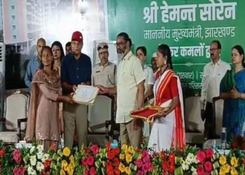 CM Hemant Soren laid the foundation of tribal hostel