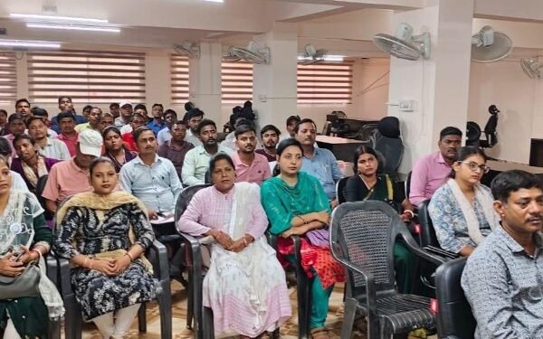 10 helpless children got a new life in Dhanbad, Dalsa's "Saathi" project became a support