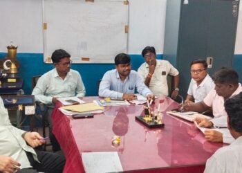 ग्रामीण संघर्ष समिति और पीओ के बीच सकारात्मक वार्ता, 13 मई का धरना स्थगित