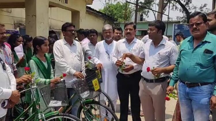 93 bicycles distributed among class VIII students, some deprived students disappointed