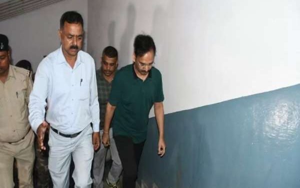 Breaking: ACB gets 2 days remand for questioning Vinay Chaubey