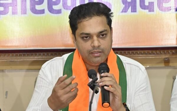 Amit Mandal's big attack on language dispute: Hemant government is not "Abua" but "Babua" government