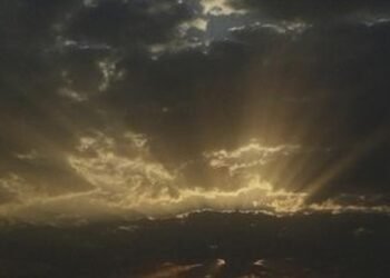 Ranchi Mausam Update: Heavy rain alert issued in Jharkhand, warning of thunderstorms and strong winds in many districts including Ranchi