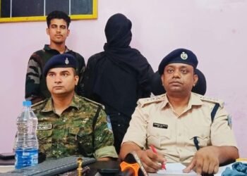 The accused was fleeing to Nepal after strangling his wife to death, Giridih police caught him from Bihar