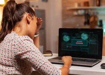 3 lakhs were swindled on the pretext of giving a job, 28 unemployed people became victims