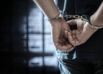 Katras police arrested the notorious robbery accused, Bokaro and Giridih police were looking for him