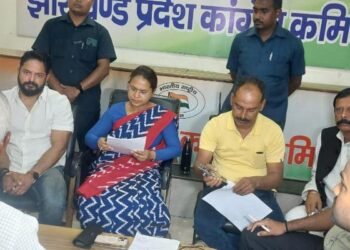 Jharkhand: Congress minister Shilpi Neha Tirkey heard people's problems in Janata Darbar, many cases were resolved on the spot