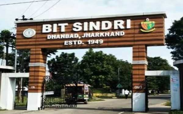 BIT Sindri has become an internship hub, more than 1000 students of B.Tech and Diploma are doing internships