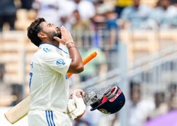 Rishabh pant breaks ms dhoni record