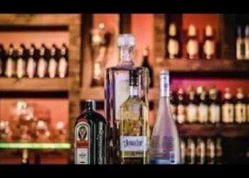 लिकर बार एंड रेस्टोरेंट