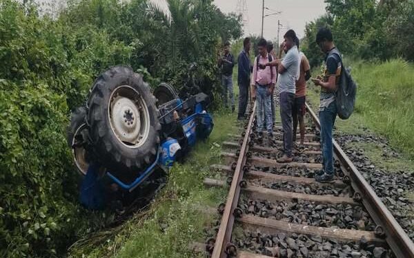 tractor accident on railway track