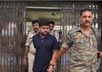 जमशेदपुर में ACB ने राजस्व कर्मचारी को रिश्वत लेते किया गिरफ्तार