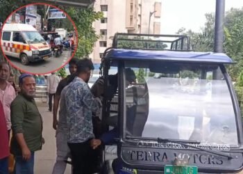 झारखंड में 108 एंबुलेंस सेवा ठप: कर्मचारियों की अनिश्चितकालीन हड़ताल से मरीज बेहाल