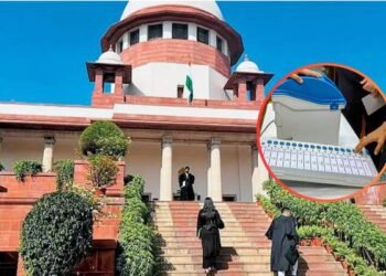 Bihar Election 2025: मतदाता सूची संशोधन पर सुप्रीम कोर्ट सख्त, चुनाव आयोग से मांगा जवाब