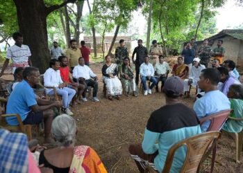 Two innocent children died due to lack of treatment, Minister Shilpi Neha Tirki gave a strict warning in the village