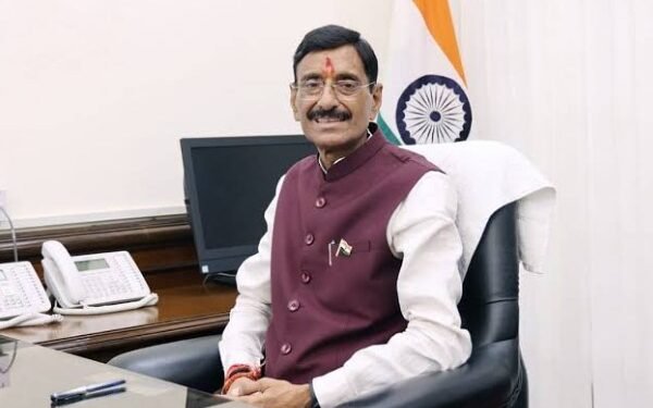 Breaking News: Minister of State for Defence Sanjay Seth receives death threat again, Ranchi Police is investigating