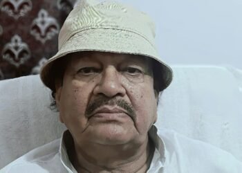 Furkan Ansari called MP Nishikant Dubey's statement on the Deoghar Kanwar Yatra accident misleading and demanded a public apology