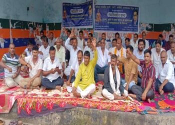 इटावा में जातिगत उत्पीड़न के खिलाफ संयुक्त मोर्चा ने किया धरना प्रदर्शन