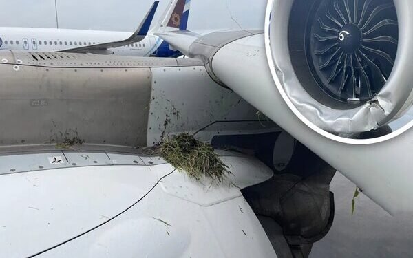 मुंबई एयरपोर्ट पर बड़ा हादसा टला! रनवे से फिसल गया एयर इंडिया का विमान – जानें क्या हुआ