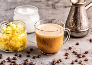 जानिए तीन महीने तक रोज़ घी कॉफ़ी पीने से शरीर में क्या पड़ता है असर