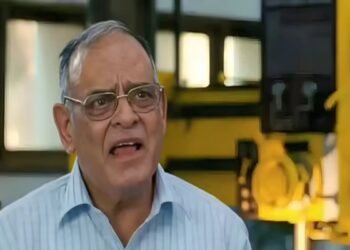 125 फिल्में, 95 टीवी शोज़ और फिर भी गुमनाम! आखिर कौन थे अच्युत पोतदार?