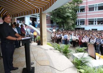 Tribute to Dishom Guru Shibu Soren at Saint Xavier's College, Ranchi
