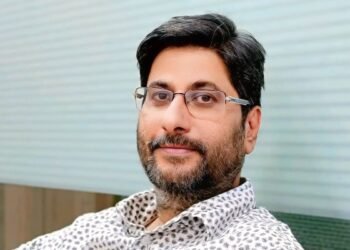 A palace of loot on the land of martyrs! Is this the Jharkhand of our dreams?