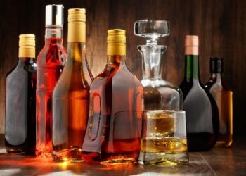 There is a competition for allocation of liquor shops in Jharkhand, more than half of the shops are claimed by the group, the rest will be run by the government