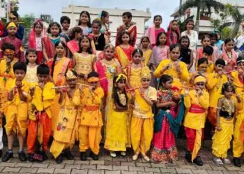 Janmashtami was celebrated with great pomp in St. Xavier's International School, children's colourful presentations received applause