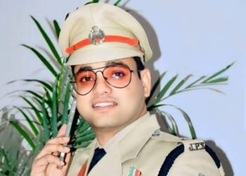 Tilaiya police station in-charge Vinay Kumar will get gallantry award