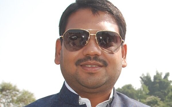 Breaking News: All accused acquitted in Neeraj Singh murder case, wave of happiness among supporters including Sanjeev Singh